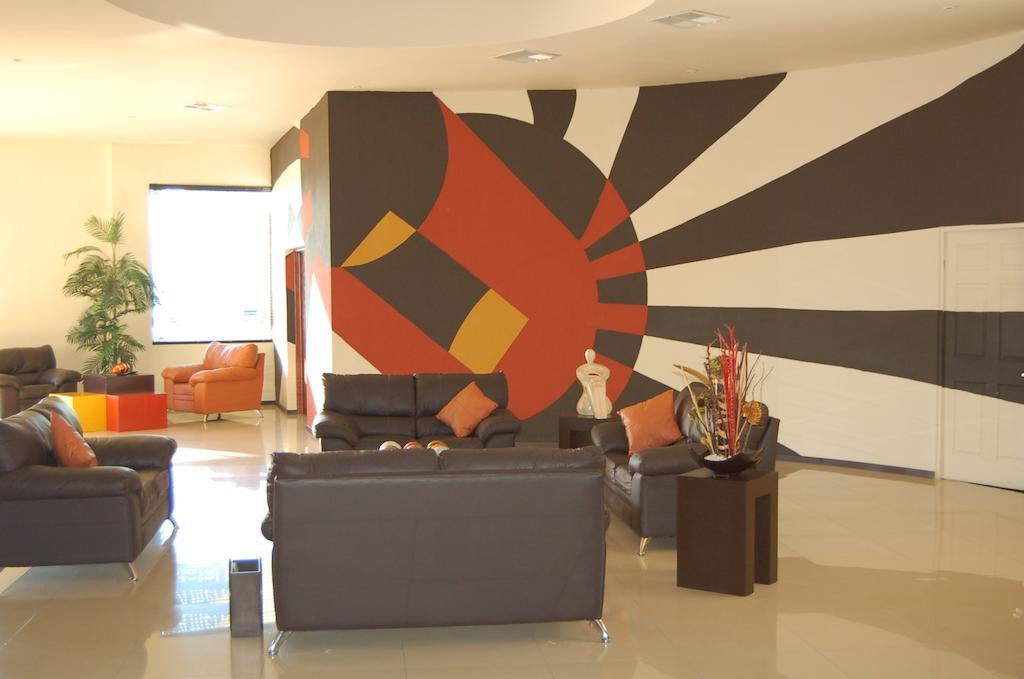 American Inn Hotel & Suites Delicias Exteriér fotografie