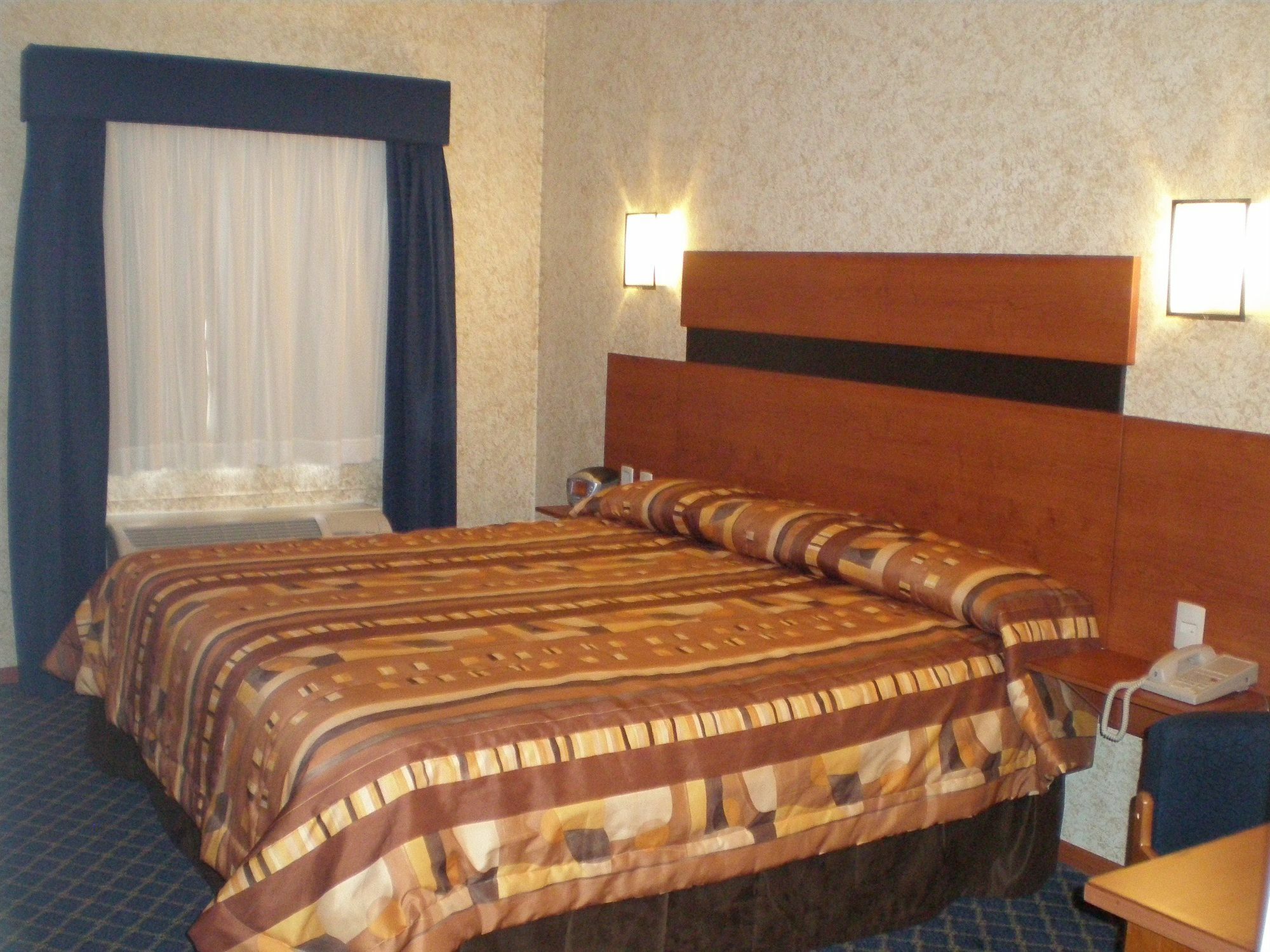 American Inn Hotel & Suites Delicias Exteriér fotografie